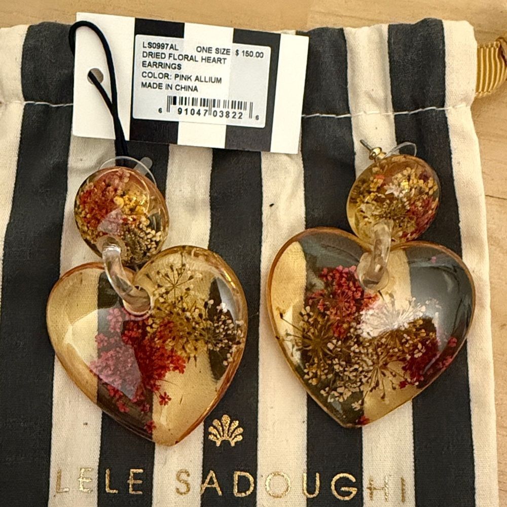 Lele Sadoughi Pink Allium Dried Floral Heart Earrings NWT Rare